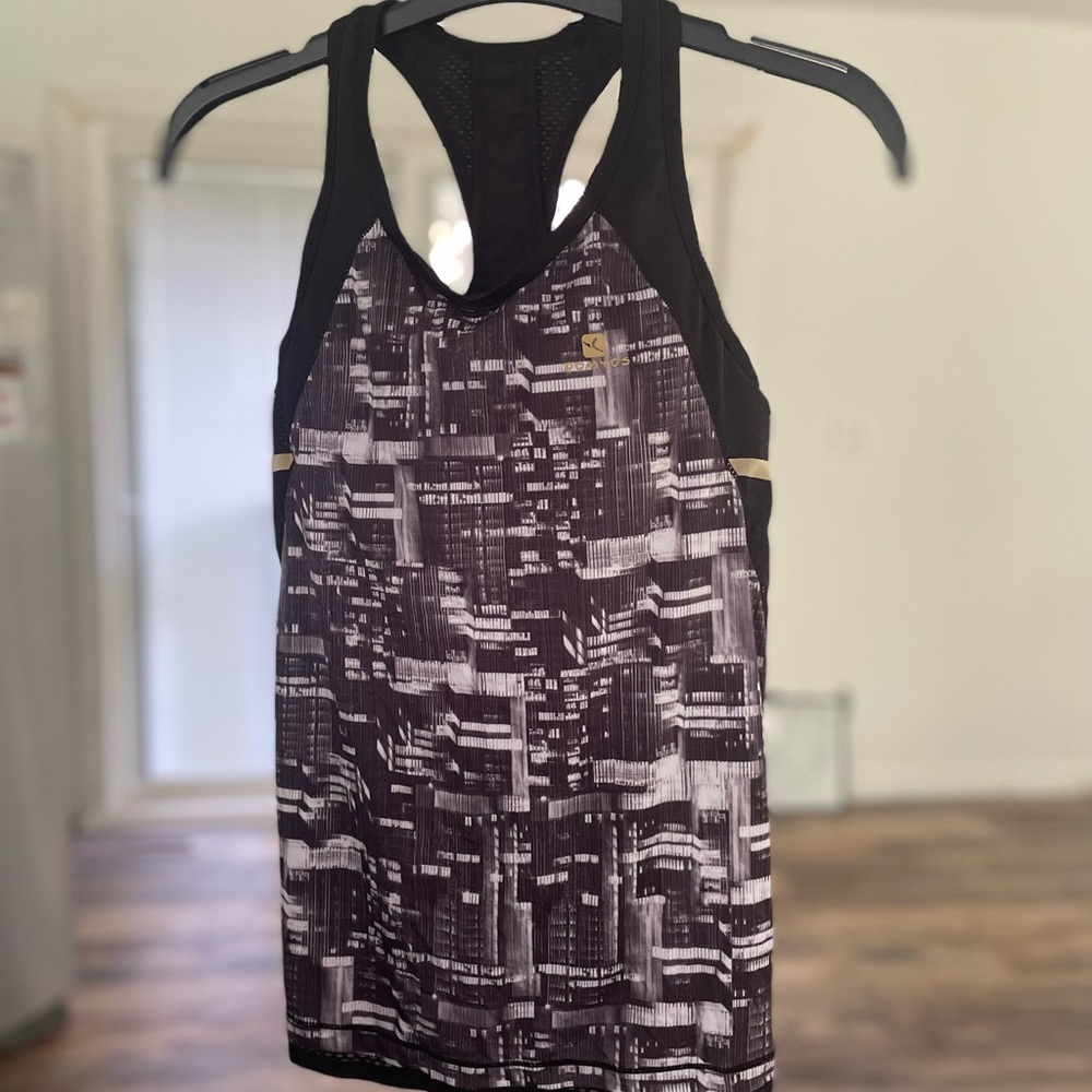 Black and White Patterned Tank Top